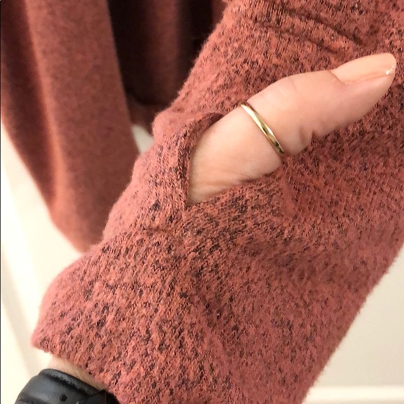 Sweater - Picture 3 of 4